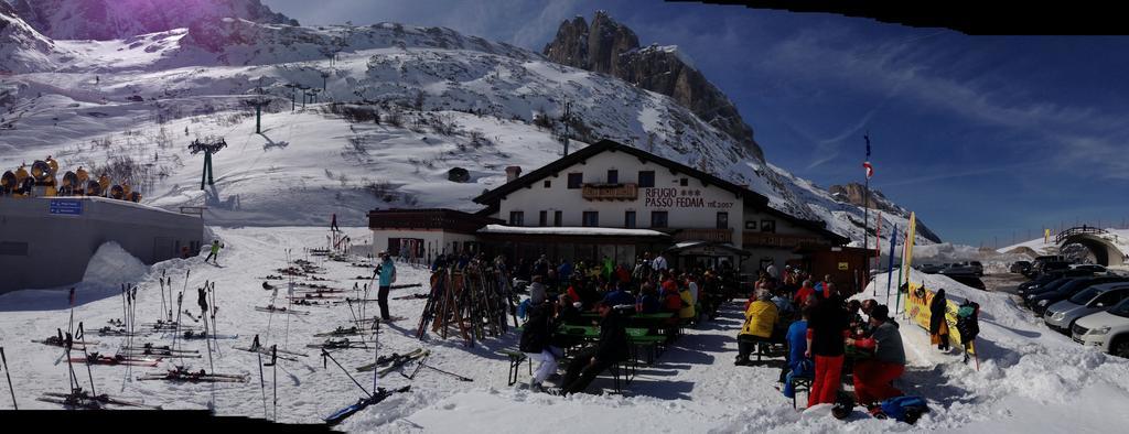 Hotel Rifugio Fedaia Malga Ciapela Exterior foto